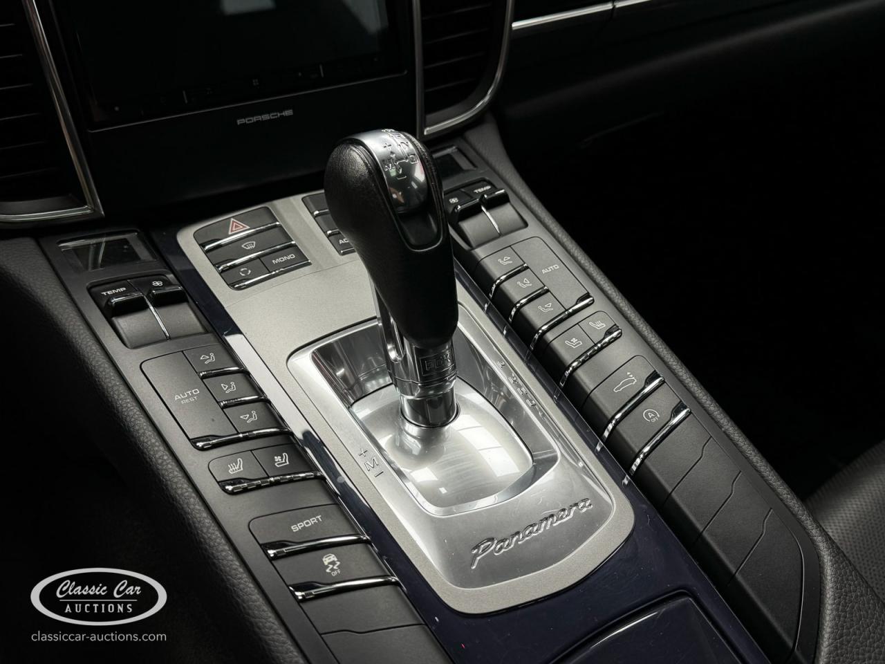 2011 Porsche Panamera