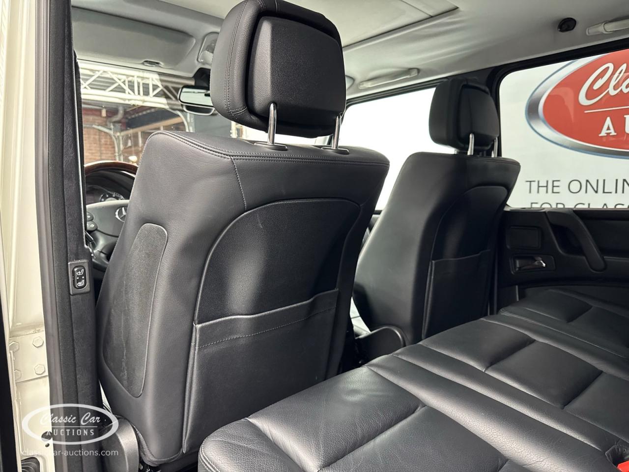 2011 Mercedes - Benz G55