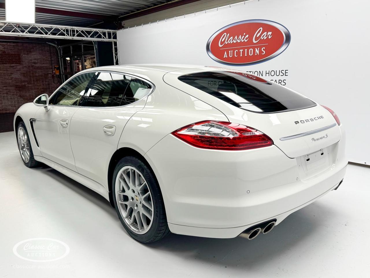 2011 Porsche Panamera
