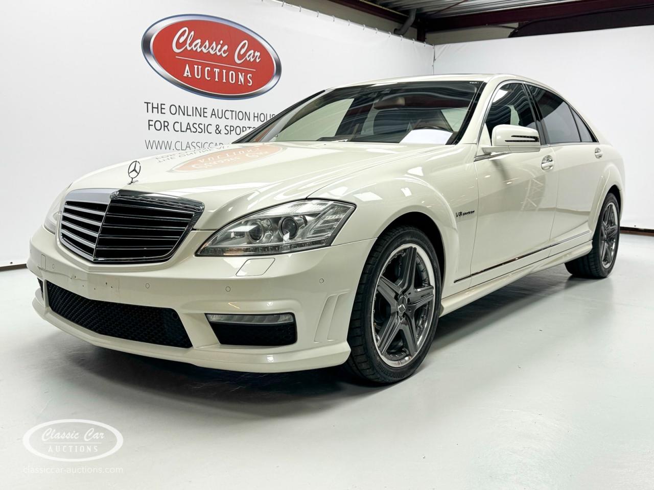 2011 Mercedes - Benz S63