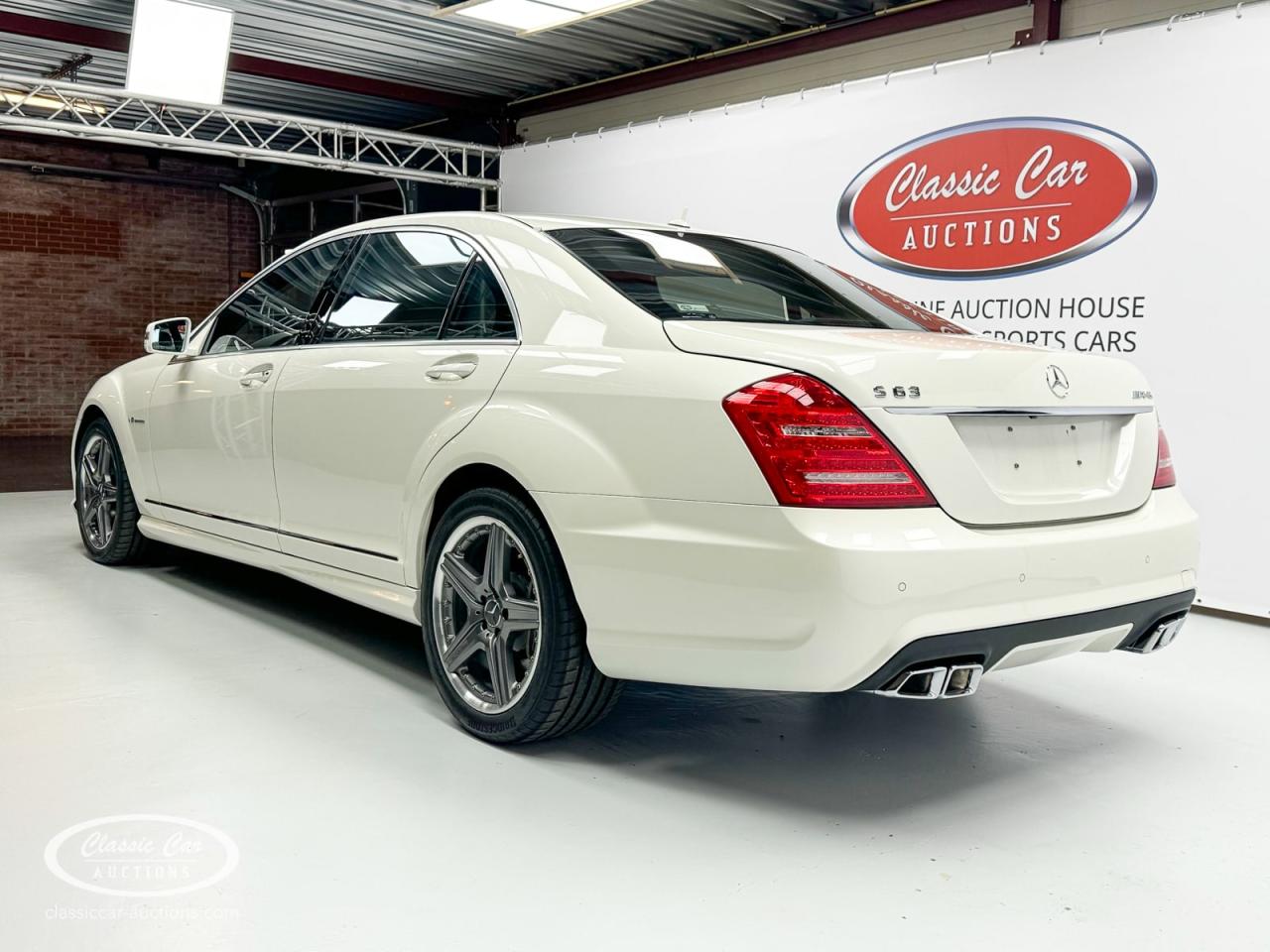 2011 Mercedes - Benz S63