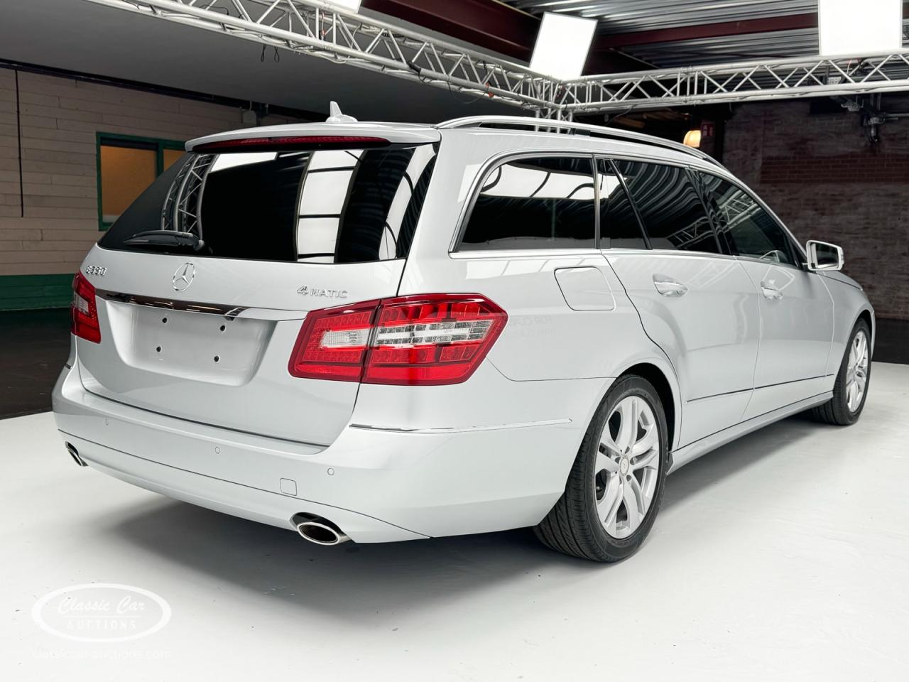 2011 Mercedes - Benz E350