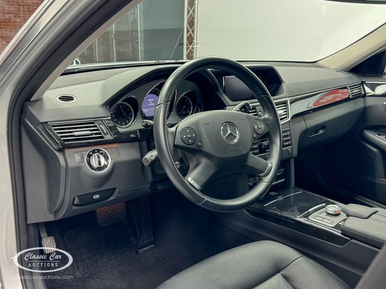 2011 Mercedes - Benz E350