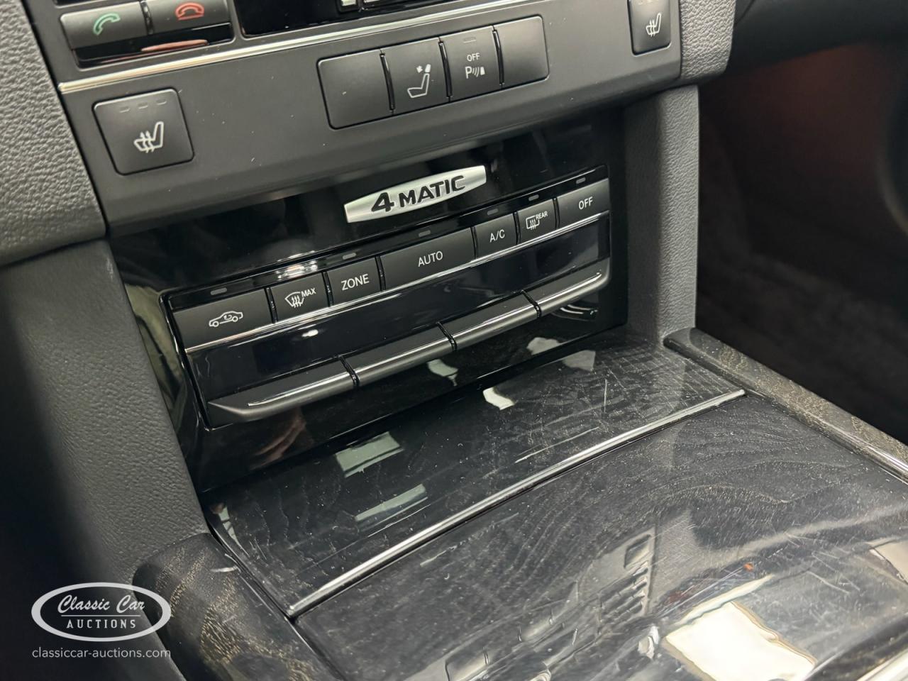 2011 Mercedes - Benz E350