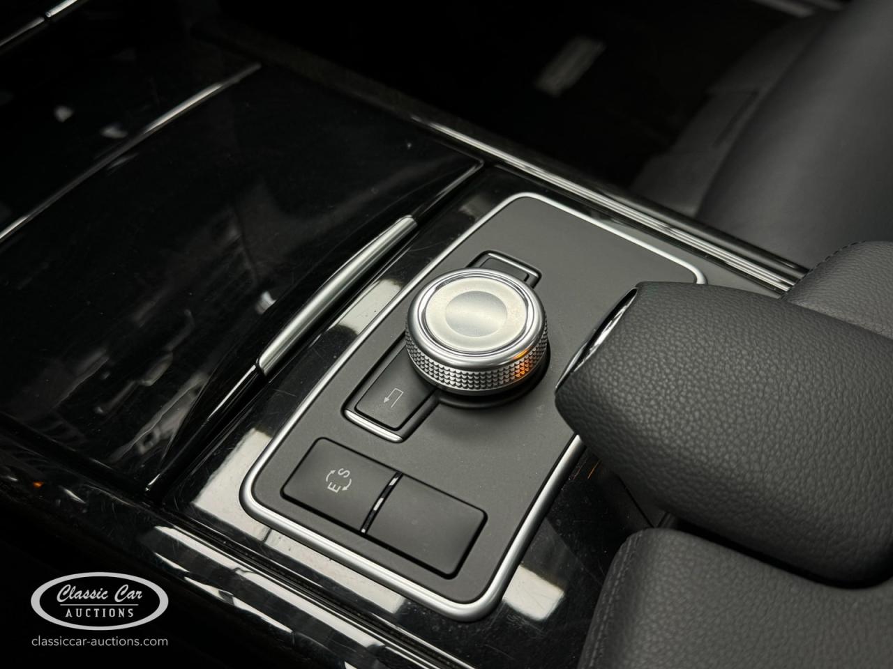 2011 Mercedes - Benz E350