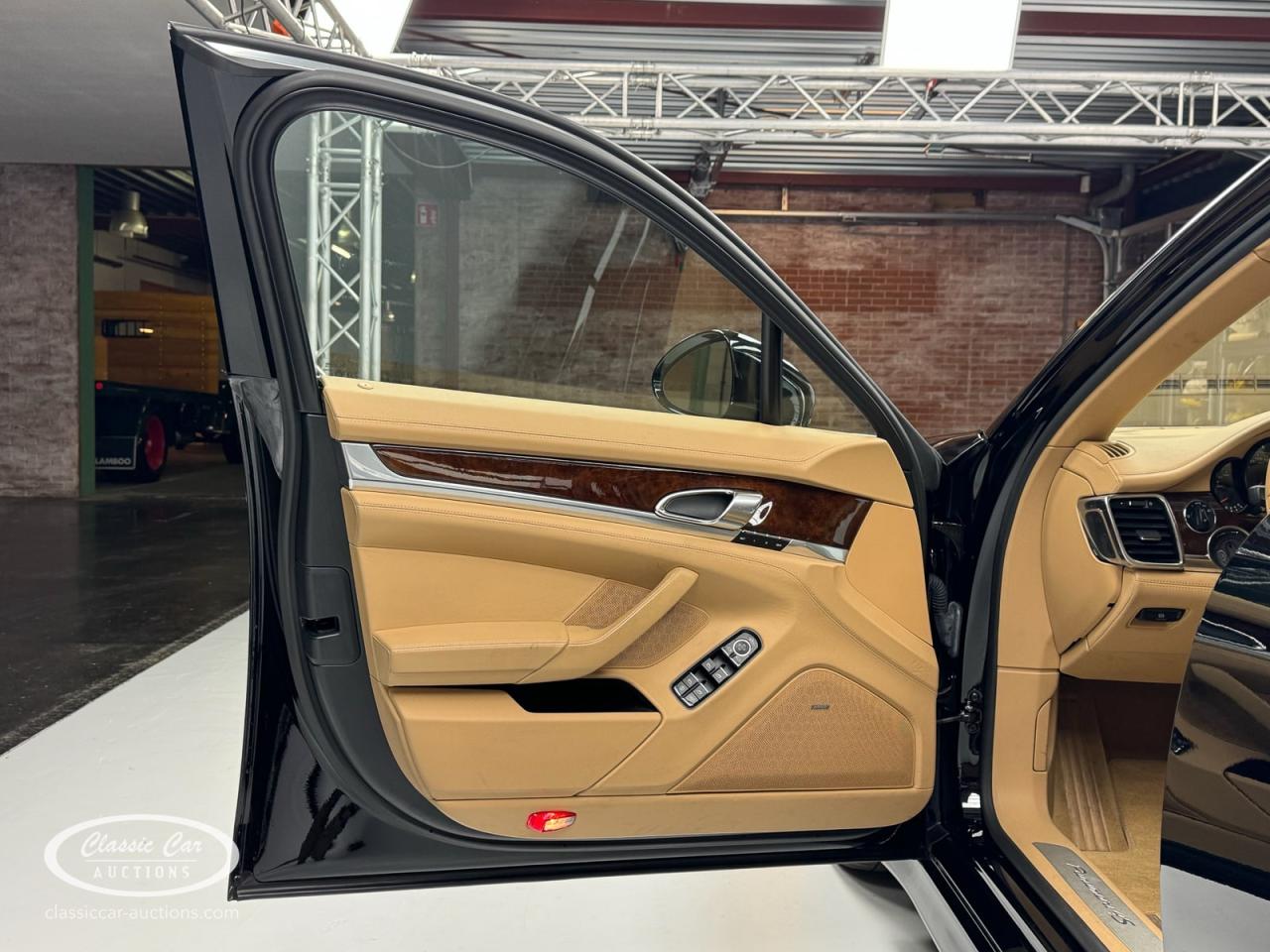 2011 Porsche Panamera