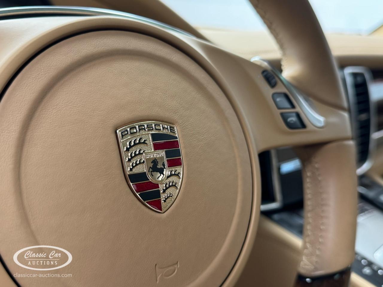 2011 Porsche Panamera