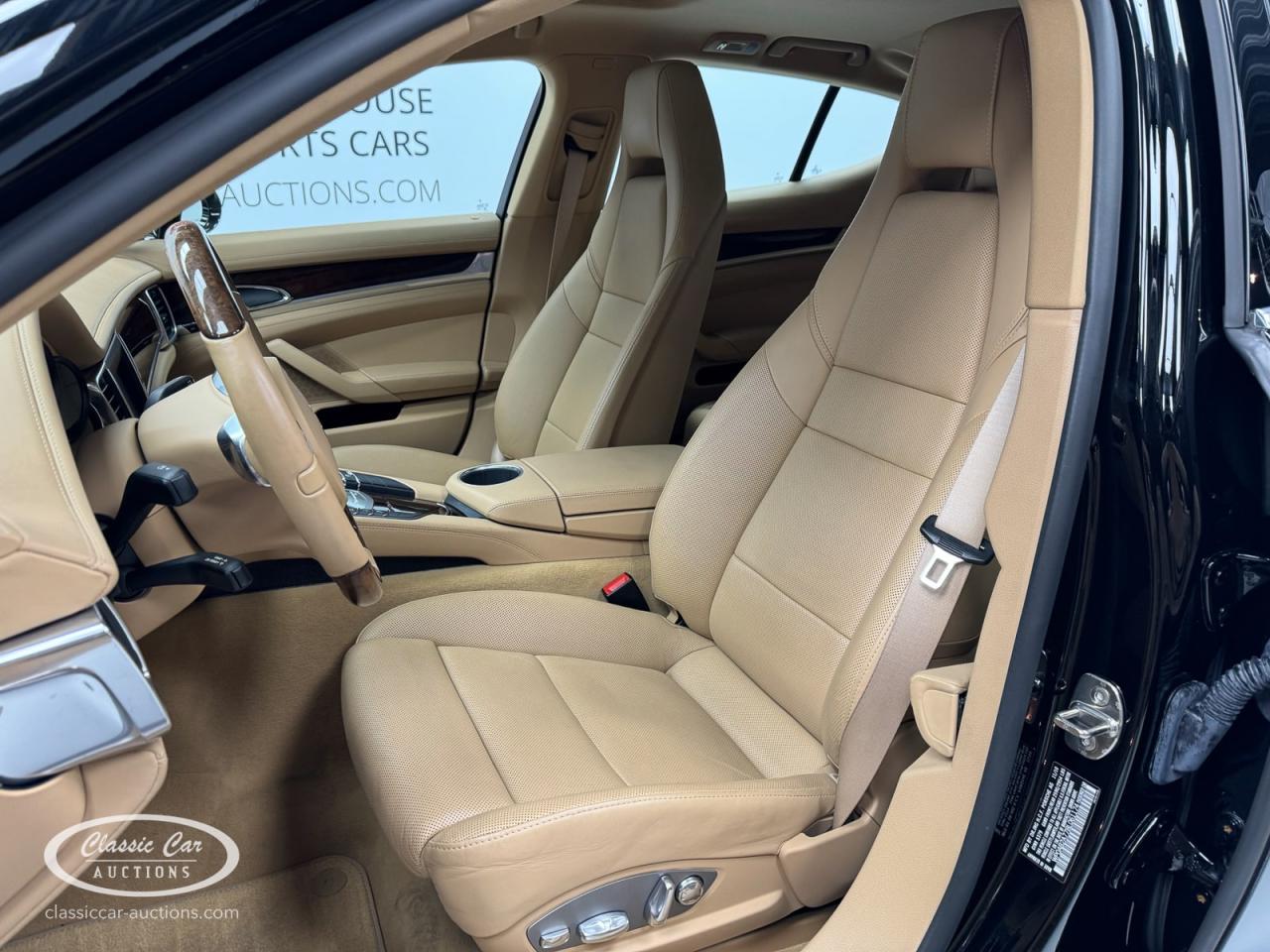 2011 Porsche Panamera