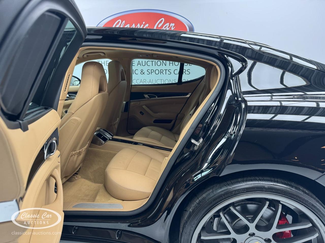 2011 Porsche Panamera