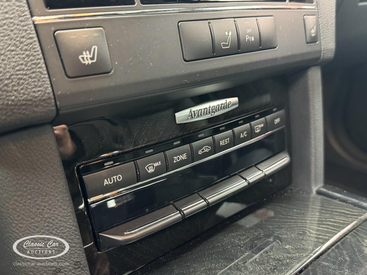 2010 Mercedes - Benz E550