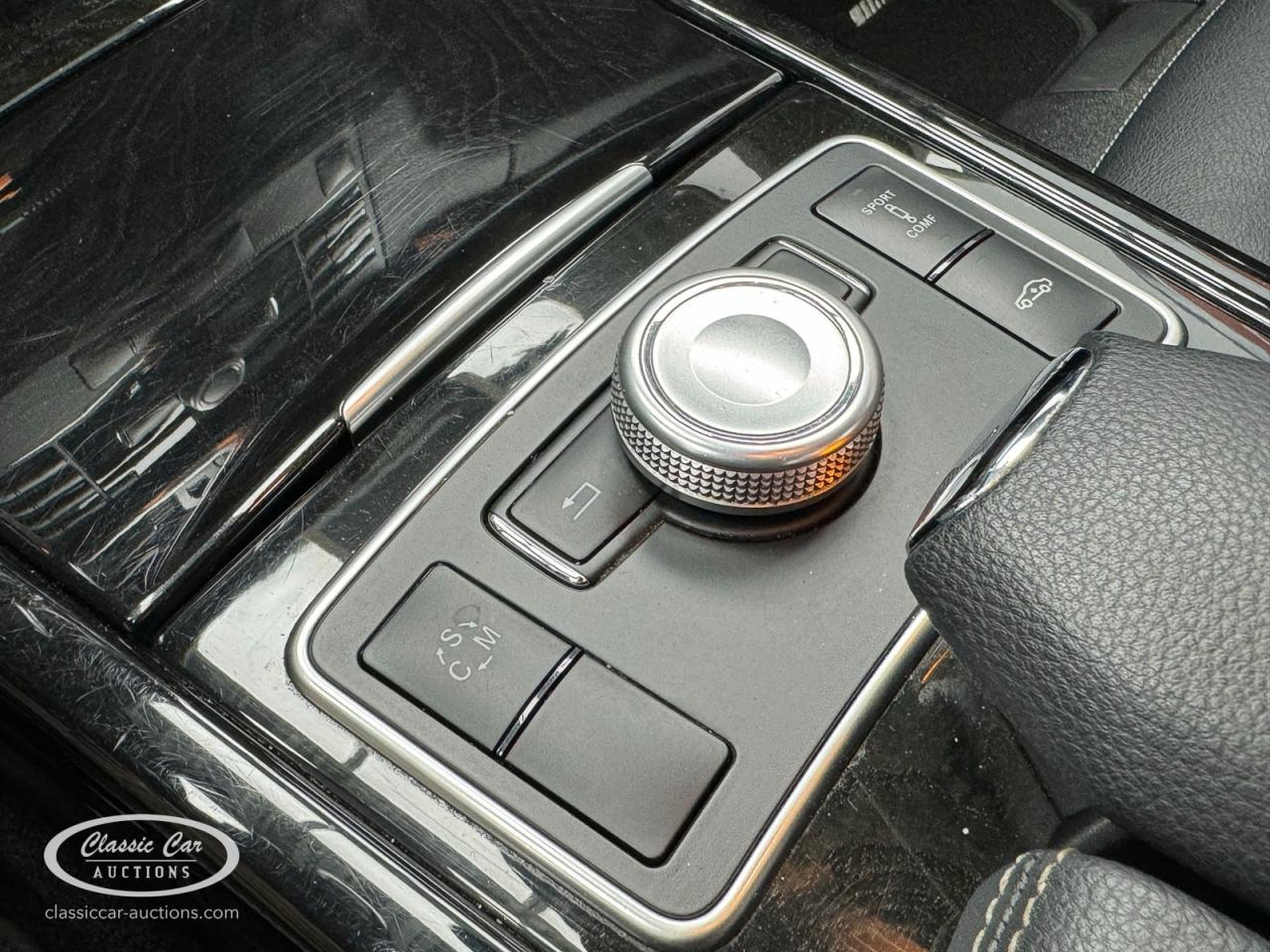 2010 Mercedes - Benz E550