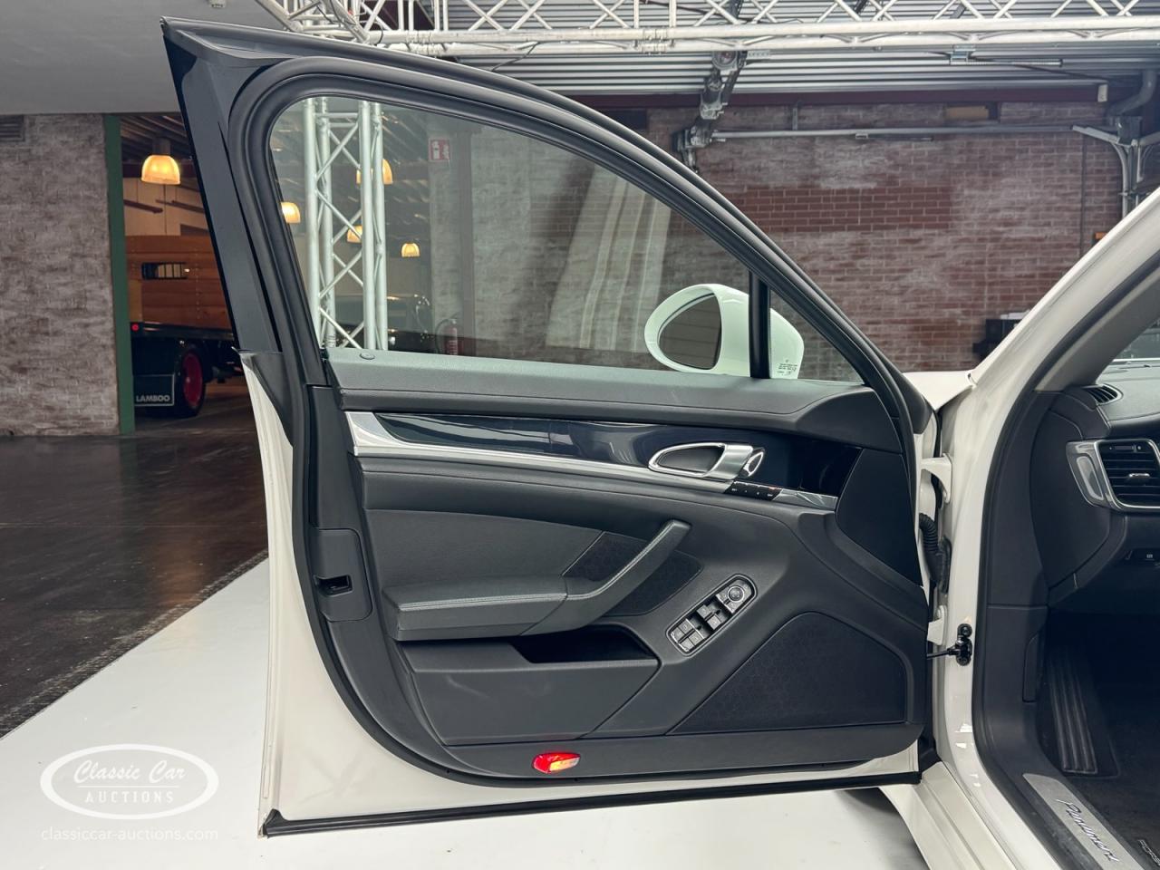 2010 Porsche Panamera