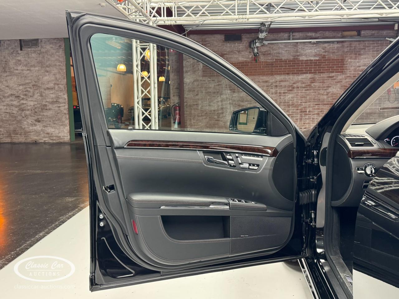 2013 Mercedes - Benz S63