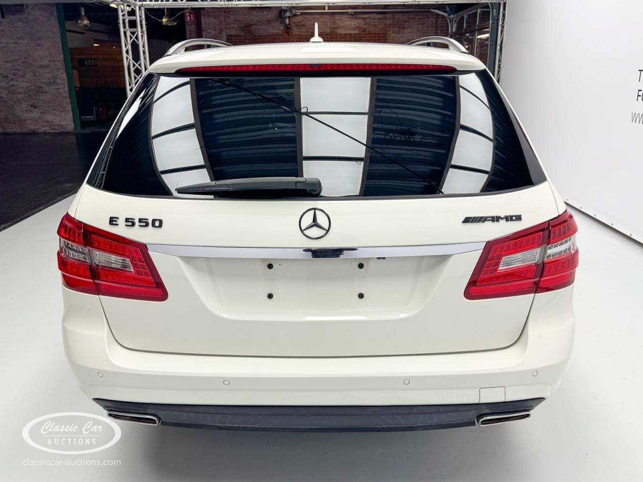 2010 Mercedes - Benz Estate E500