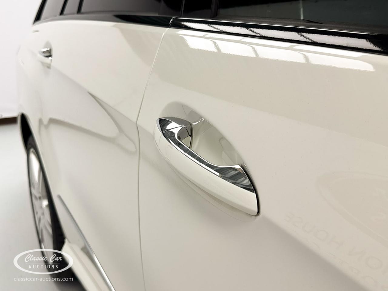 2010 Mercedes - Benz Estate E500