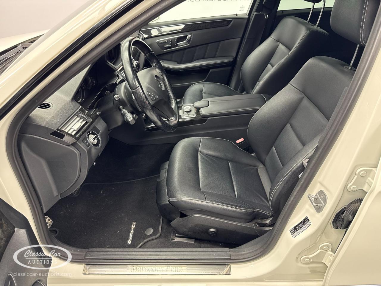 2010 Mercedes - Benz Estate E500