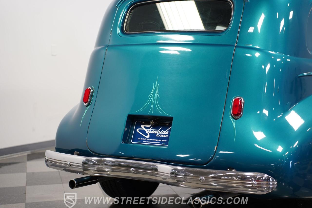1940 Chevrolet Deluxe Sedan Delivery