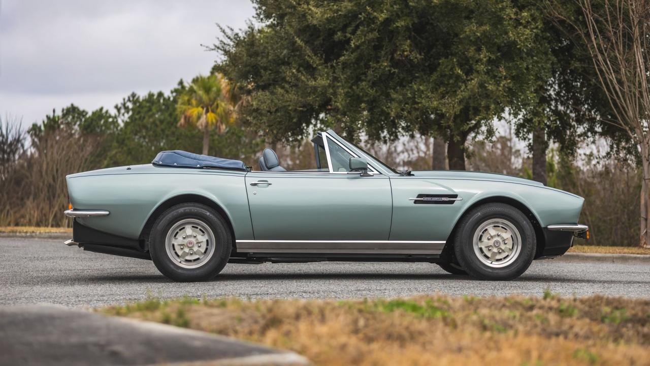 1980 Aston Martin V8 Volante