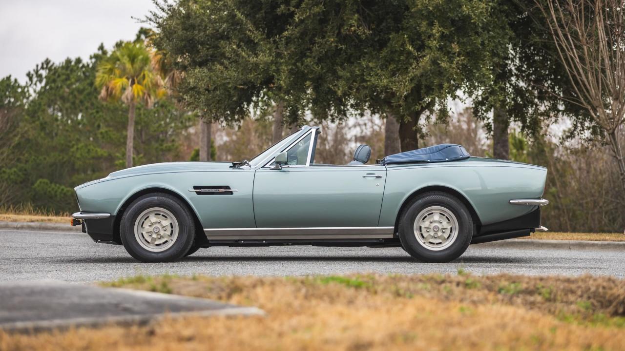 1980 Aston Martin V8 Volante
