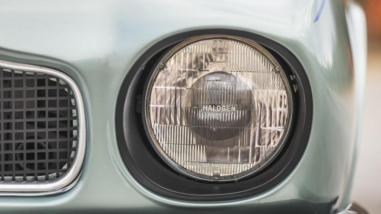 1980 Aston Martin V8 Volante