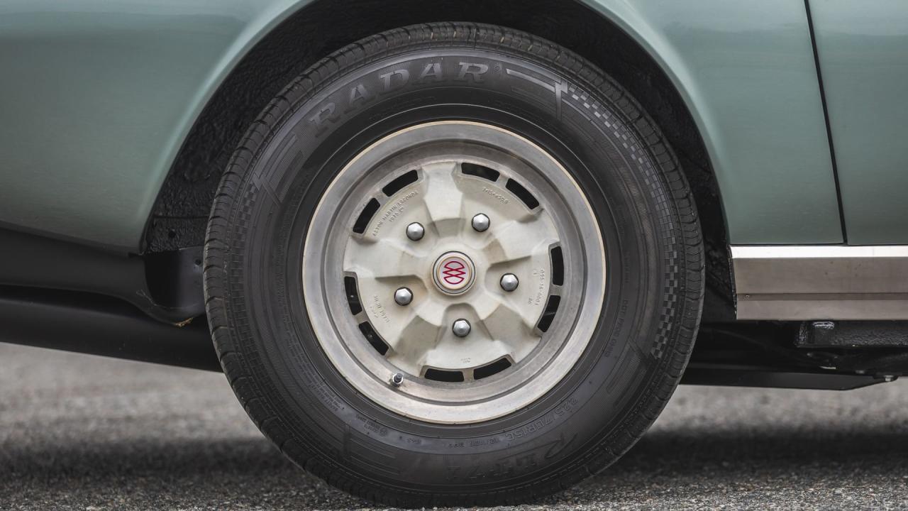 1980 Aston Martin V8 Volante