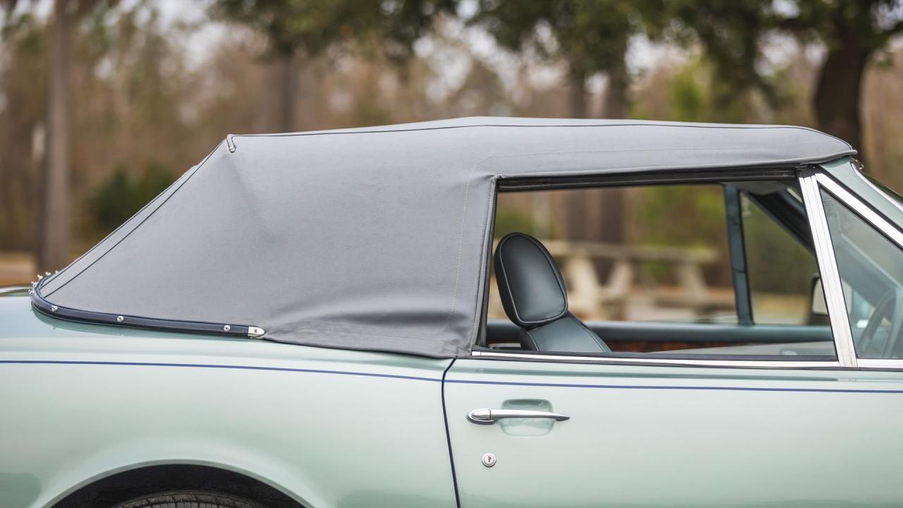 1980 Aston Martin V8 Volante