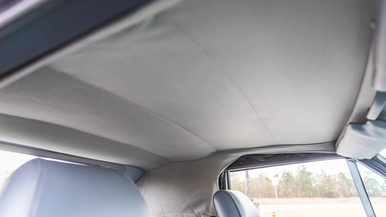 1980 Aston Martin V8 Volante