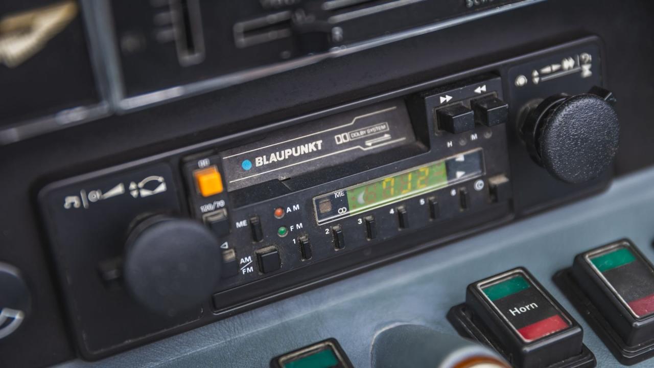 1980 Aston Martin V8 Volante