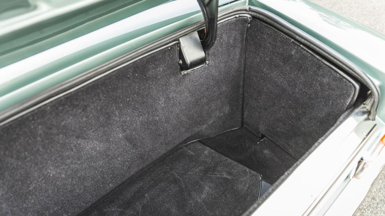 1980 Aston Martin V8 Volante