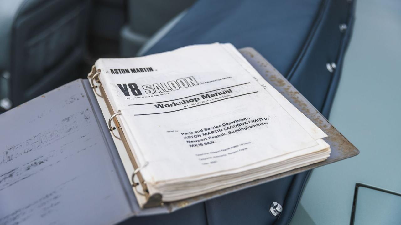 1980 Aston Martin V8 Volante