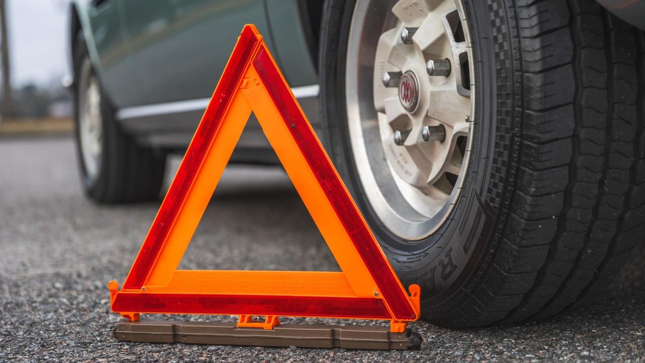 1980 Aston Martin V8 Volante