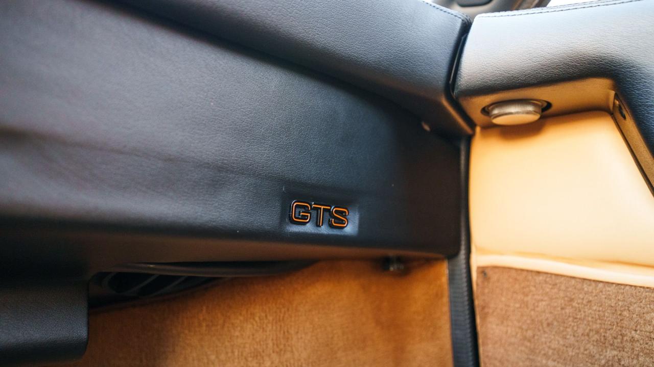 1988 Ferrari 328 GTS