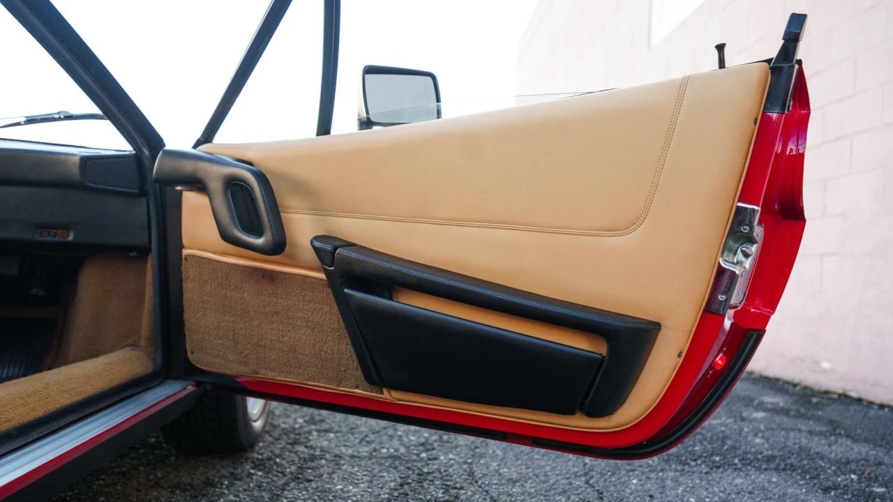 1988 Ferrari 328 GTS