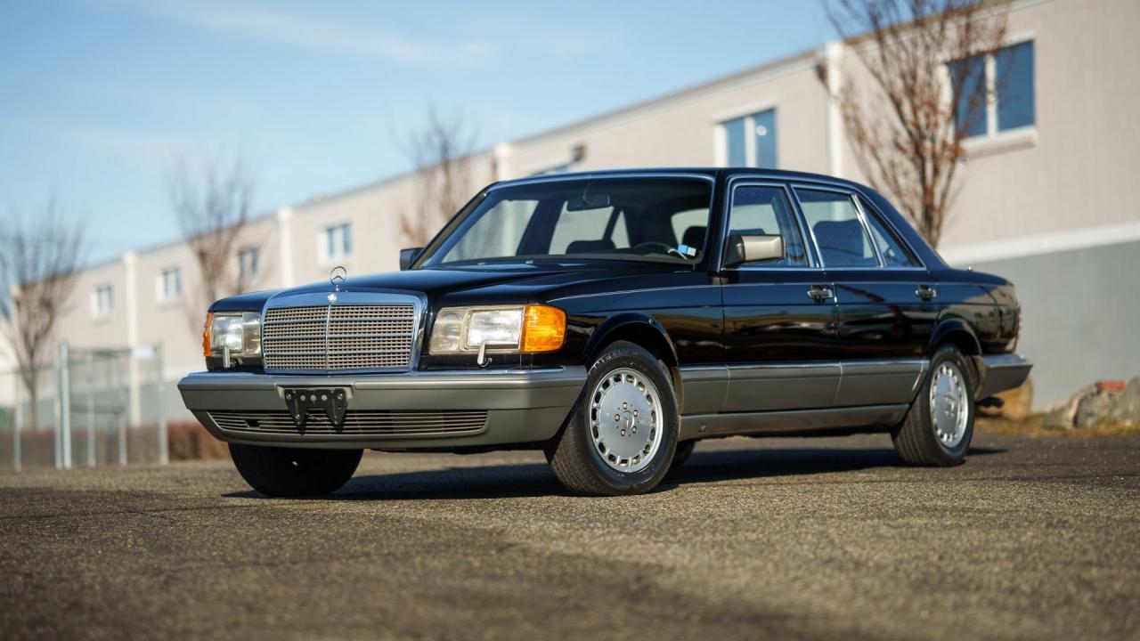 1988 Mercedes - Benz 560 SEL