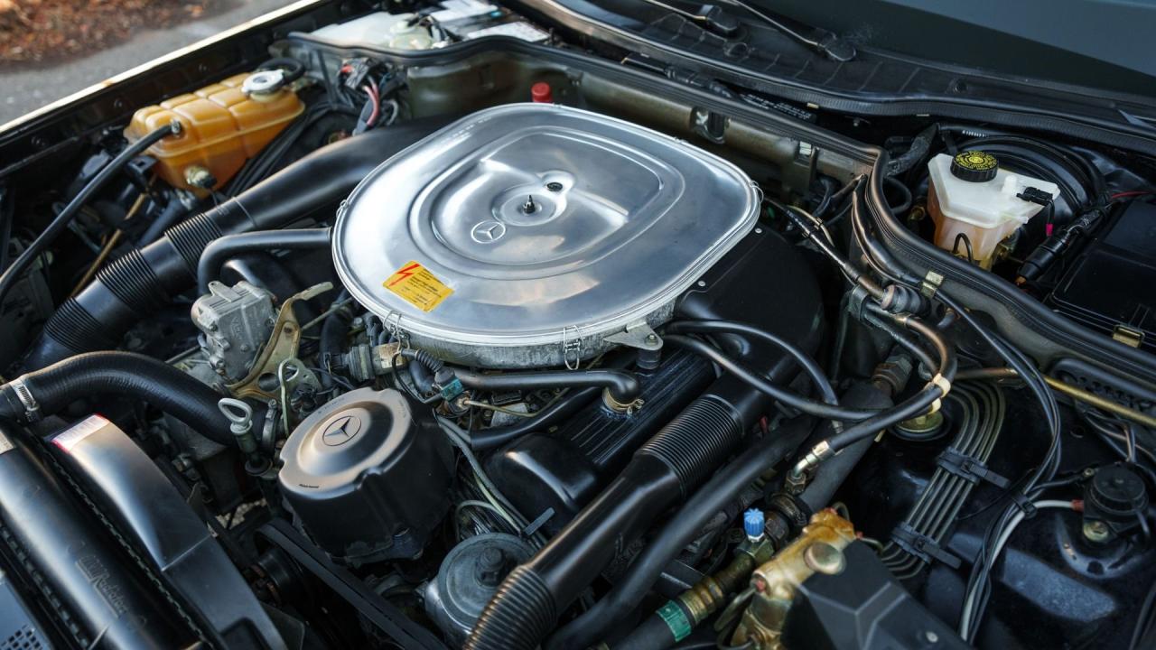 1988 Mercedes - Benz 560 SEL