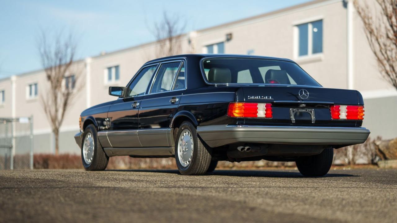 1988 Mercedes - Benz 560 SEL