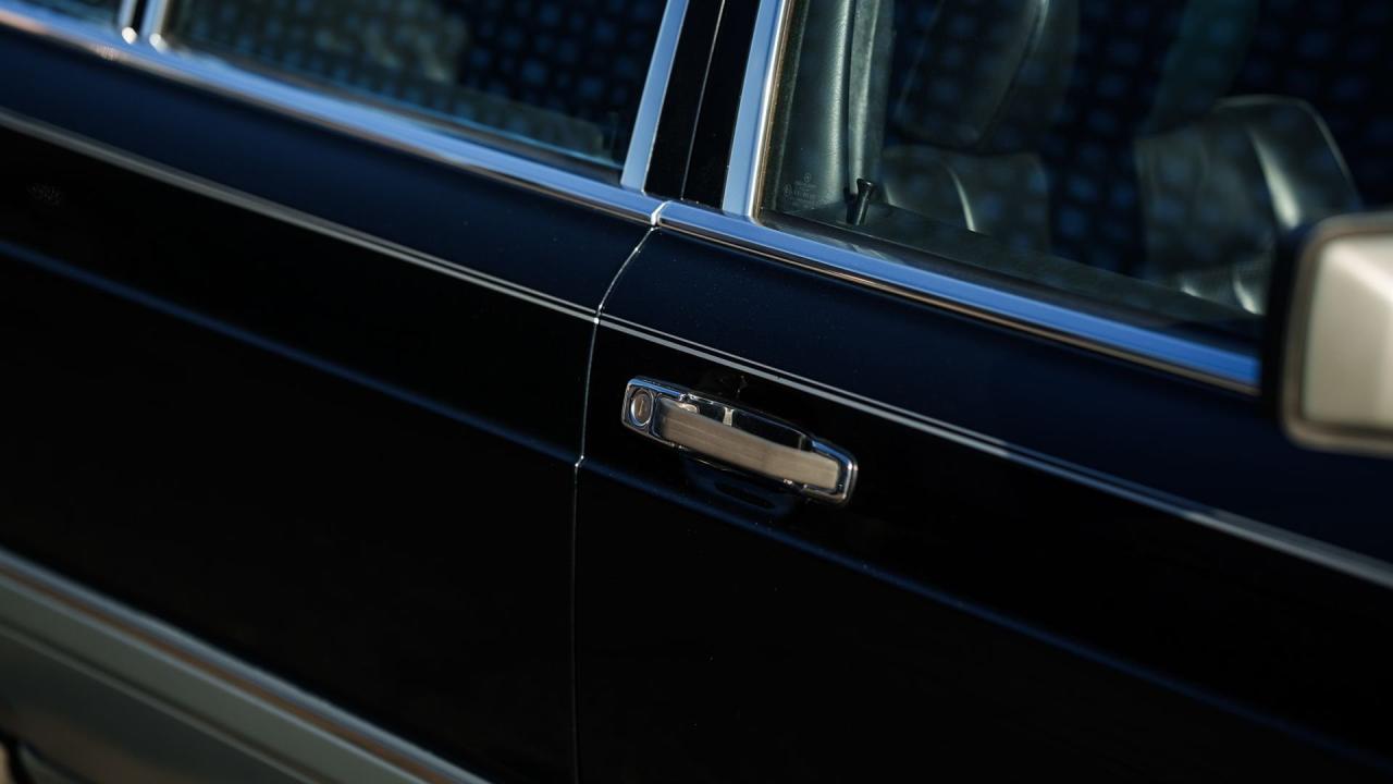 1988 Mercedes - Benz 560 SEL