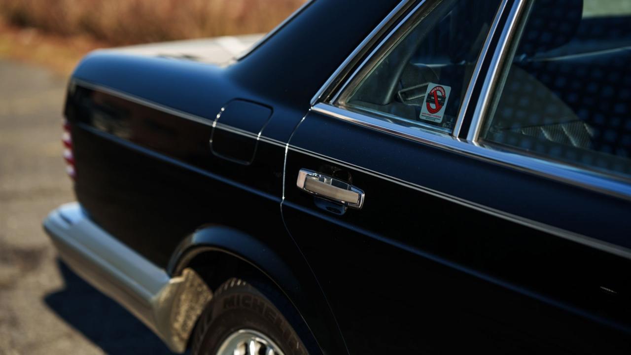 1988 Mercedes - Benz 560 SEL