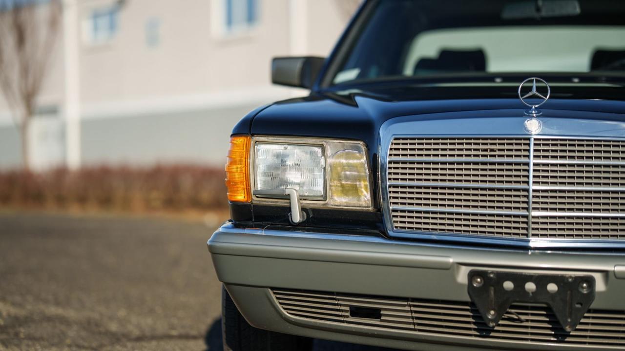 1988 Mercedes - Benz 560 SEL