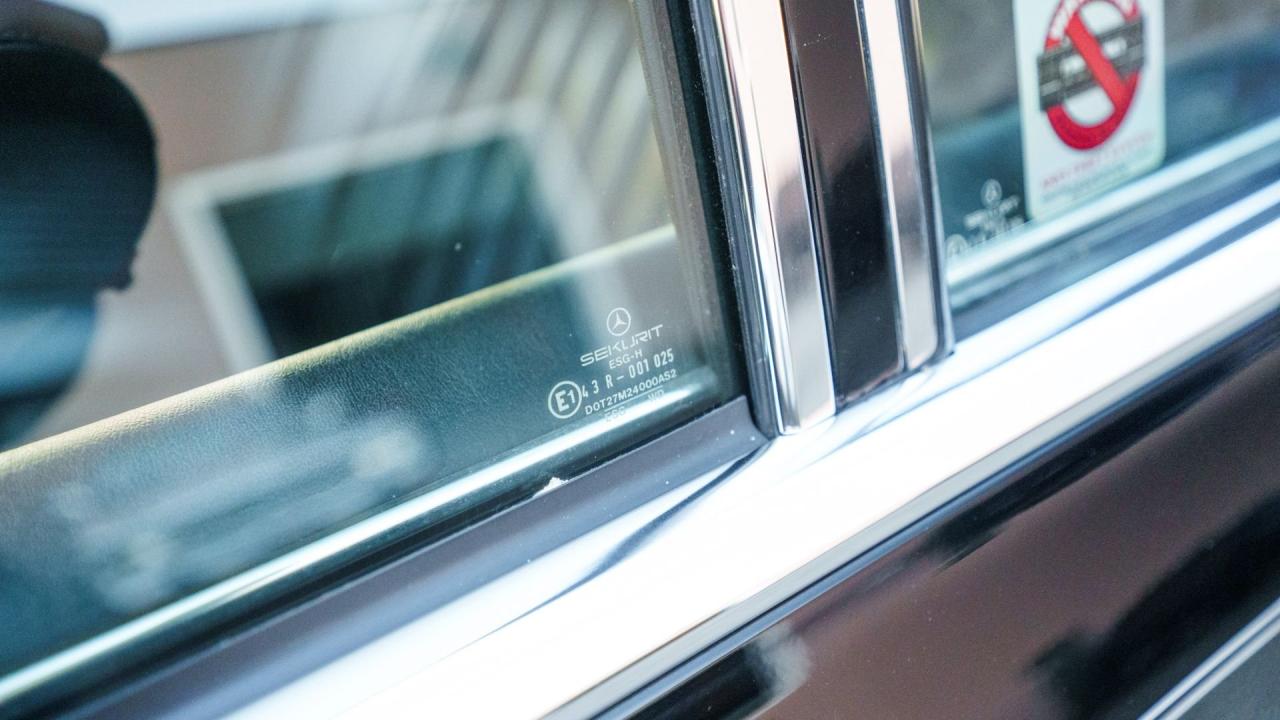 1988 Mercedes - Benz 560 SEL