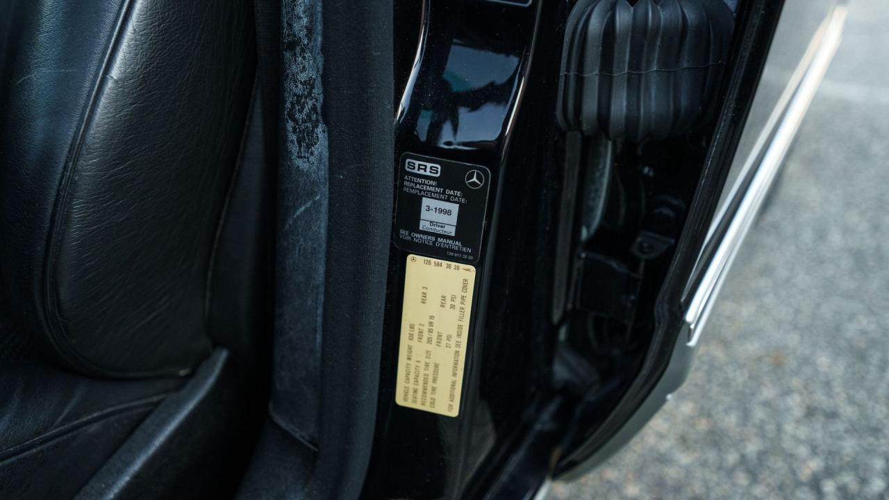 1988 Mercedes - Benz 560 SEL