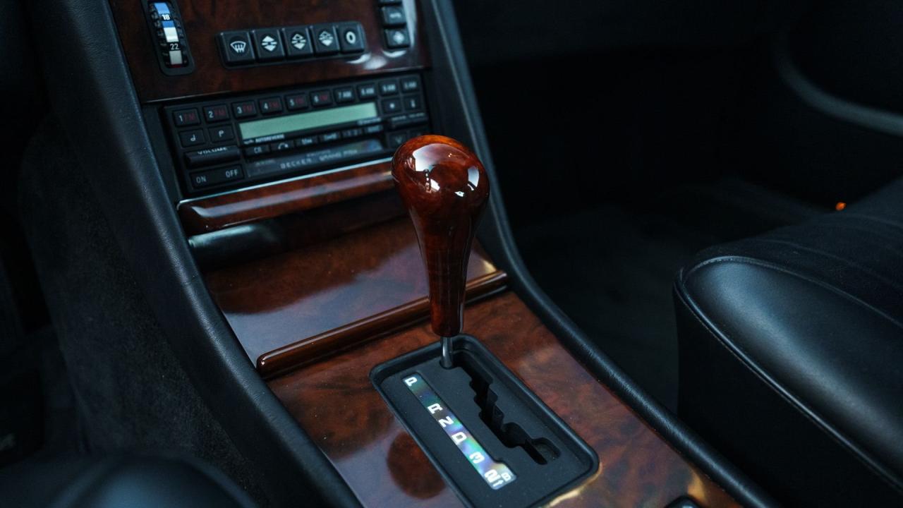 1988 Mercedes - Benz 560 SEL