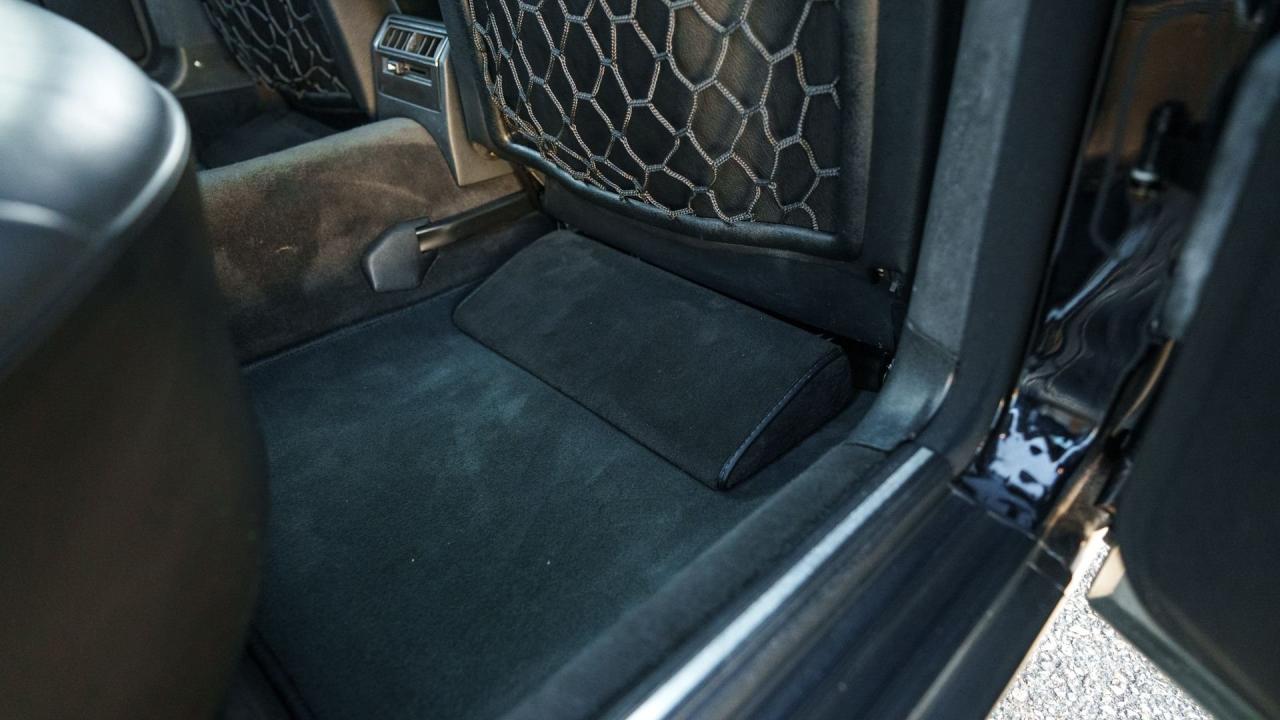 1988 Mercedes - Benz 560 SEL