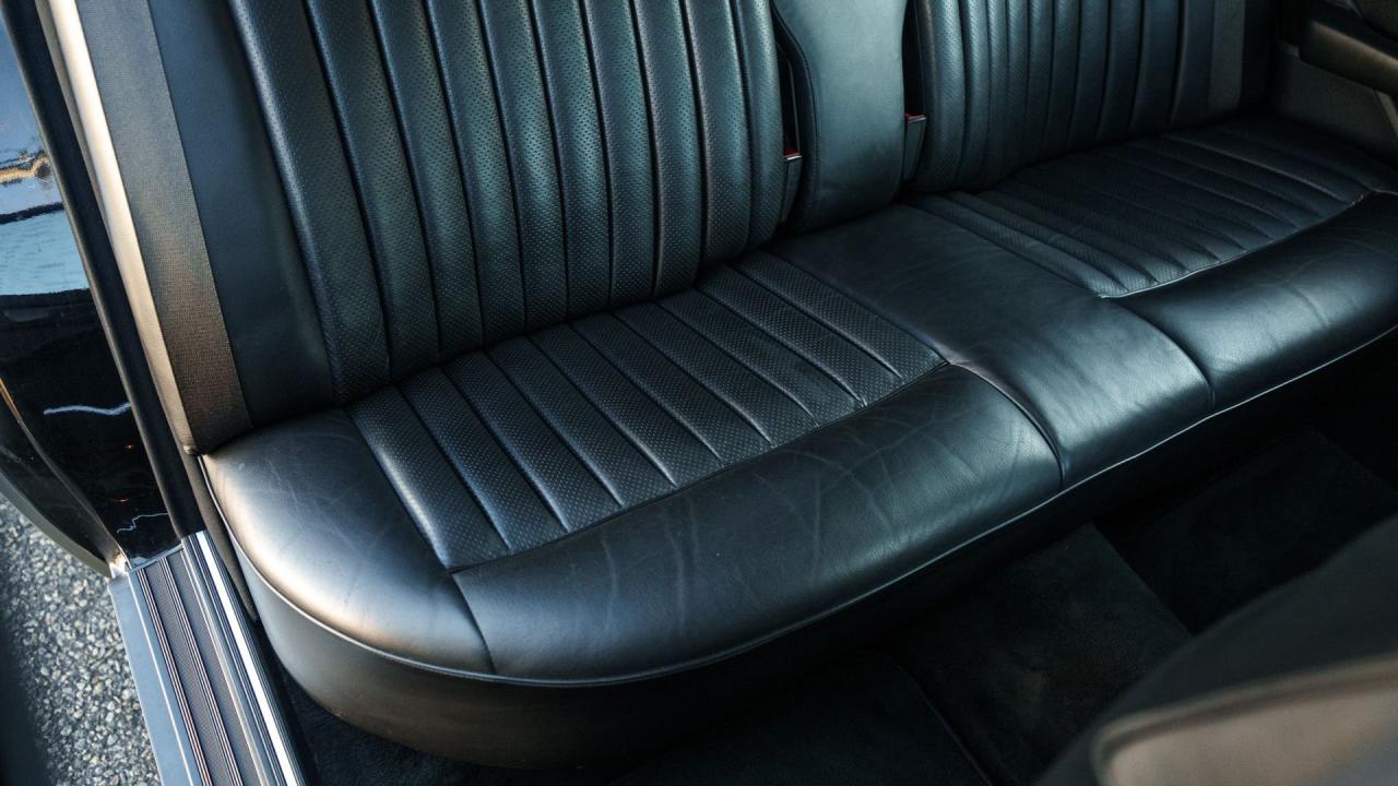 1988 Mercedes - Benz 560 SEL