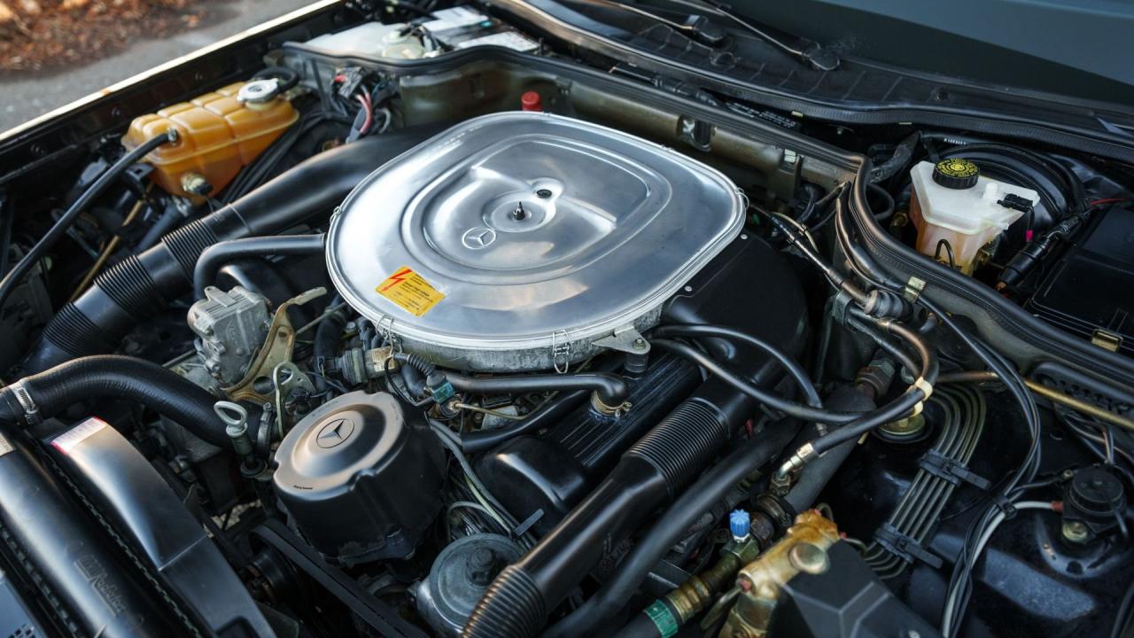 1988 Mercedes - Benz 560 SEL