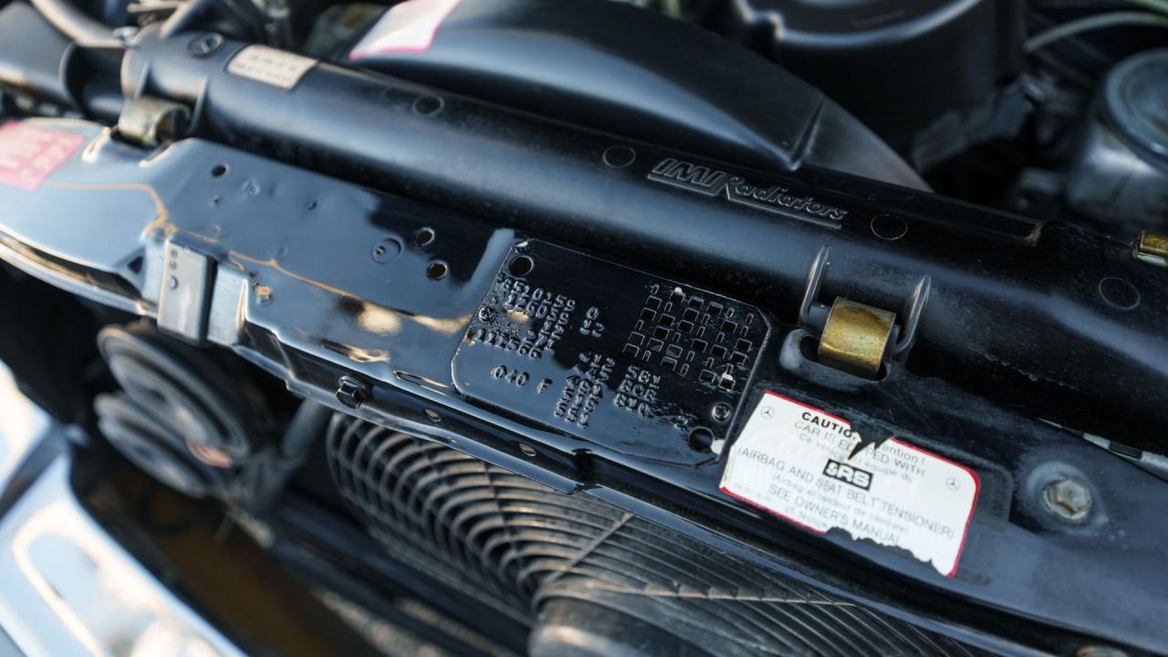 1988 Mercedes - Benz 560 SEL