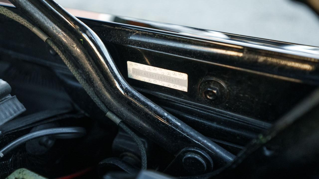 1988 Mercedes - Benz 560 SEL