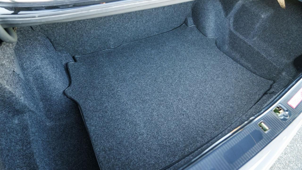 1988 Mercedes - Benz 560 SEL