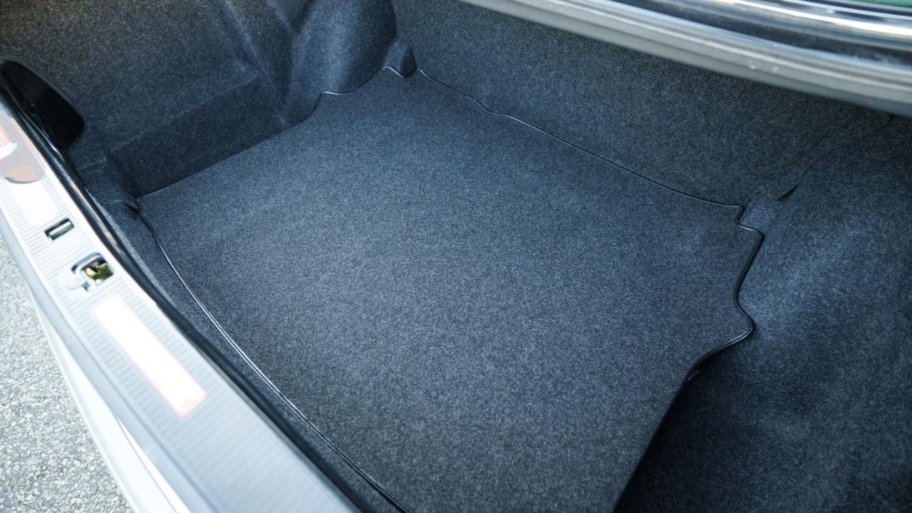 1988 Mercedes - Benz 560 SEL