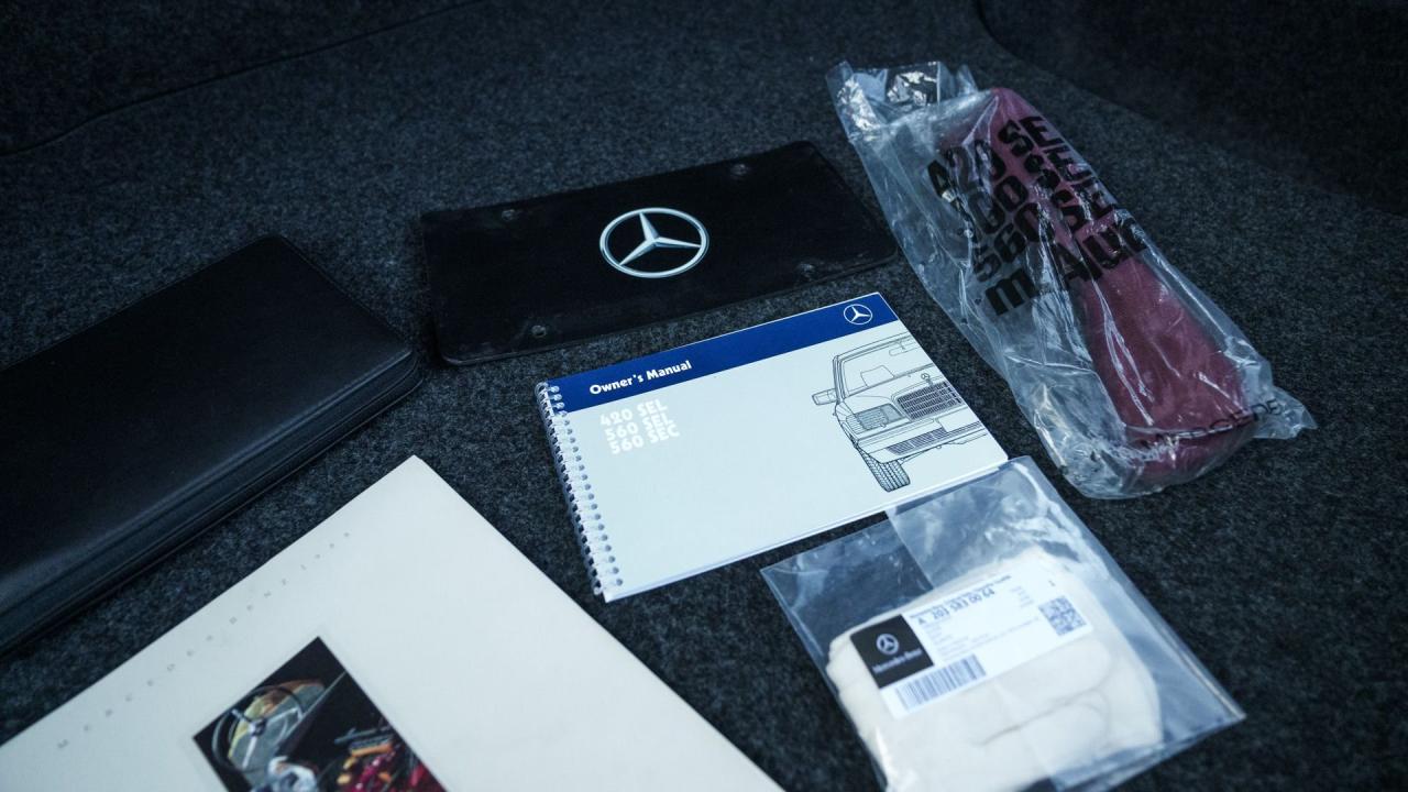 1988 Mercedes - Benz 560 SEL